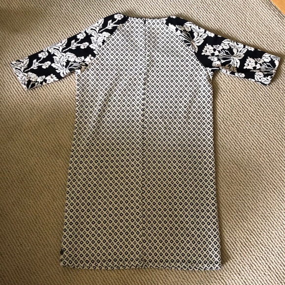 3/4 length sleeve sheath dress - Picture 2 of 3